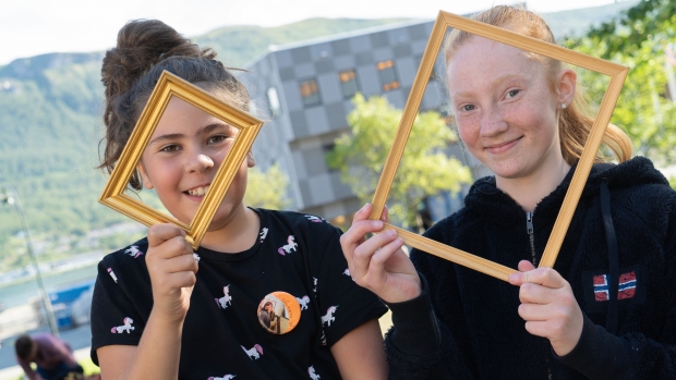 Ava (9) og Marthe Sofie (12) deltok begge på museets sommerkurs