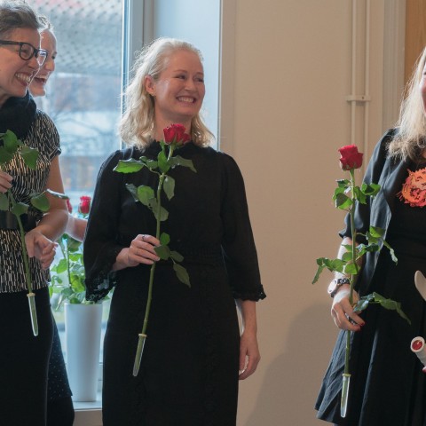 Utstillingens tre kuratorer; Kristin Løvås, Lise Dahl og Charis Gullickson